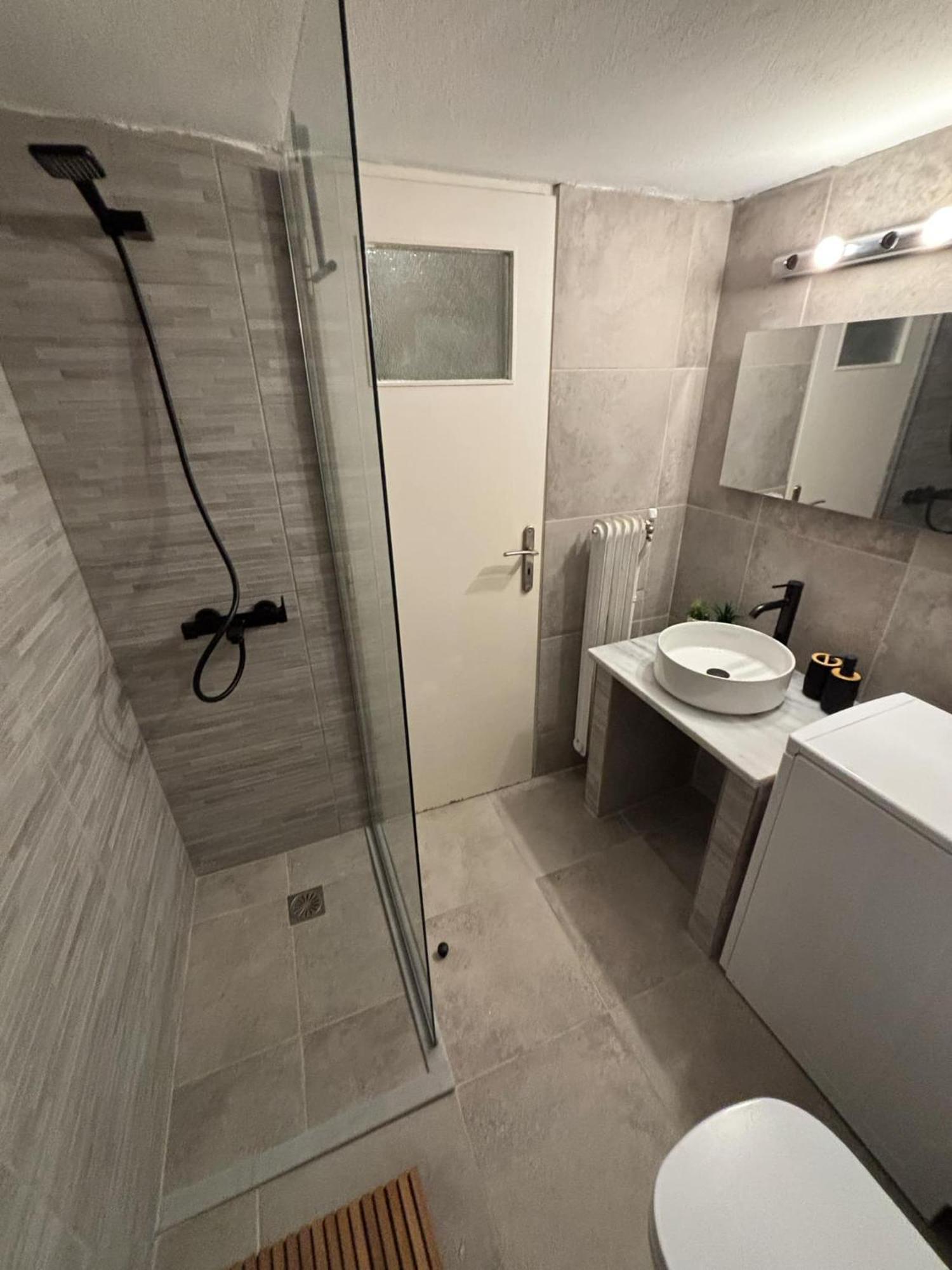 Katehaki Metro Flat Lägenhet Aten Exteriör bild